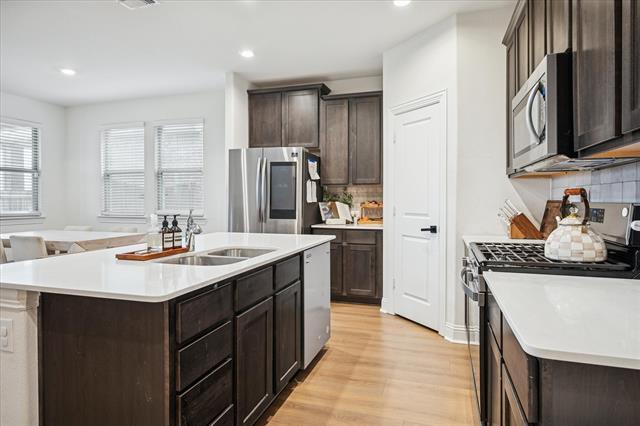 Building Photo - 11213 Canyon Mine Dr