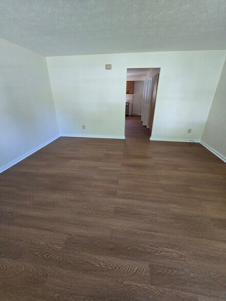 Building Photo - 941 Wittenberg Dr