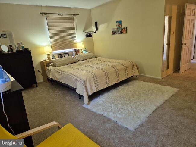 Building Photo - 12512 Ofallon St