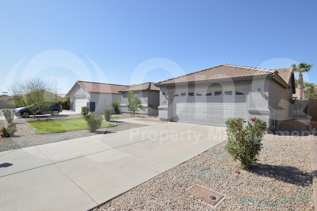 Primary Photo - 3866 E Lambeth Pl