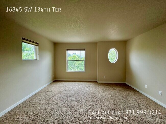 Building Photo - 16845 SW 134th Terrace