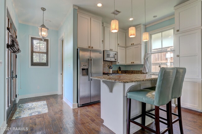 Building Photo - 108 Beaulac Ln