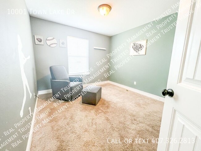 Building Photo - Spacious 3 Bedroom, 4 Bathroom Townhome fo...