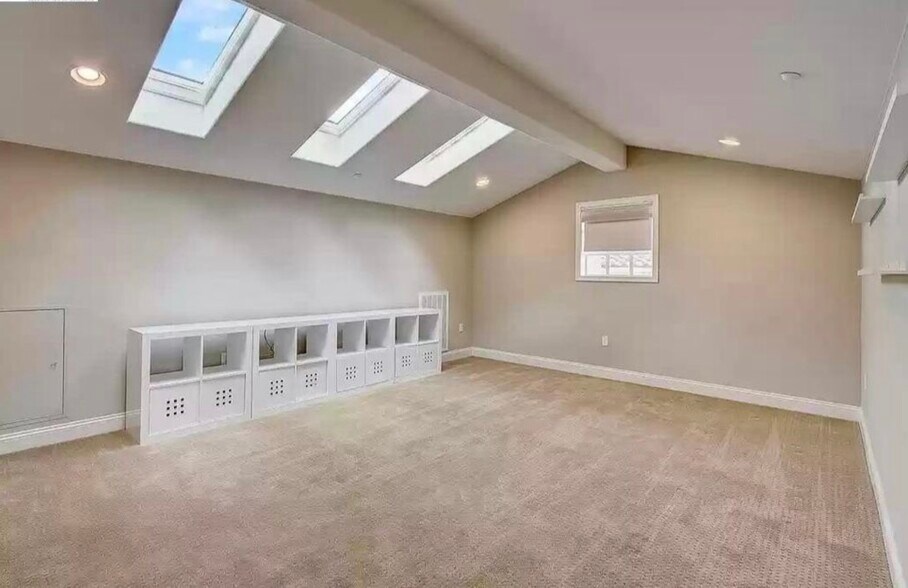 Building Photo - 3680 Aviano Way