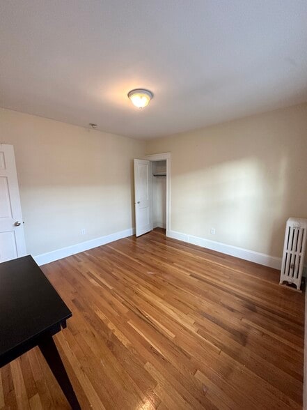 Building Photo - 7 Stedman St