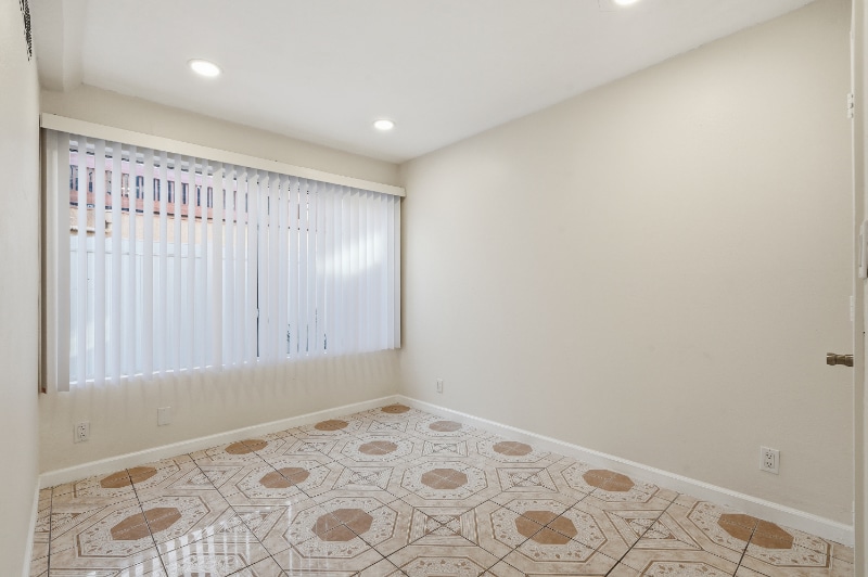 Building Photo - 7924 Woodman Ave