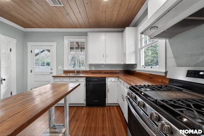 Building Photo - 1436 22nd St