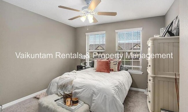 Building Photo - 7038 Buroak Ct