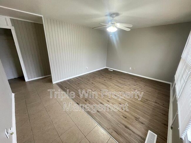 Building Photo - 915 Mullanphy Ln