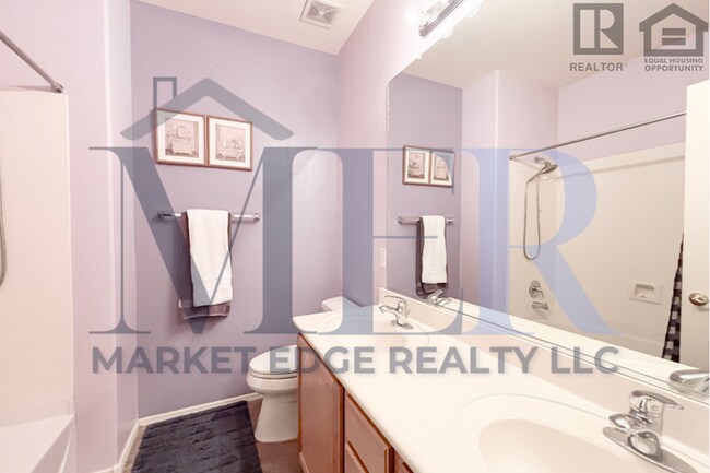 Building Photo - 4Bed/2Bath Furnished Home at Monroe/87th A...