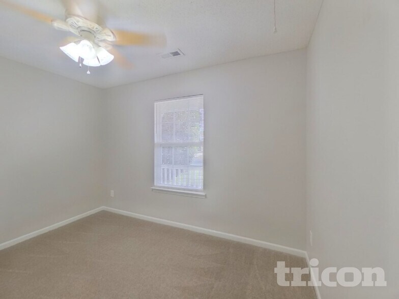 Building Photo - 6417 Sunman Rd