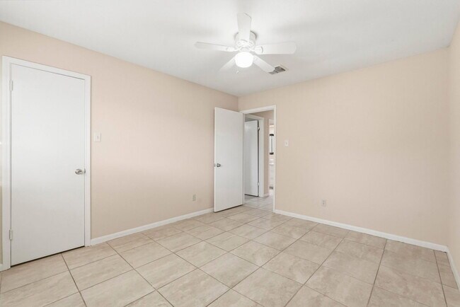 Building Photo - 22222 Kerryblue Dr