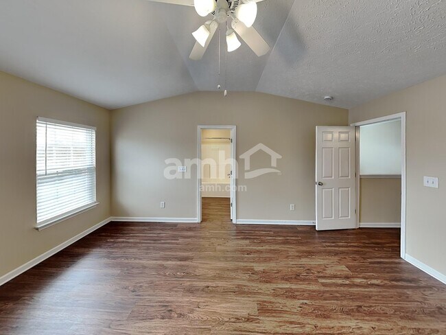 Building Photo - 2008 Red Jacket Ter