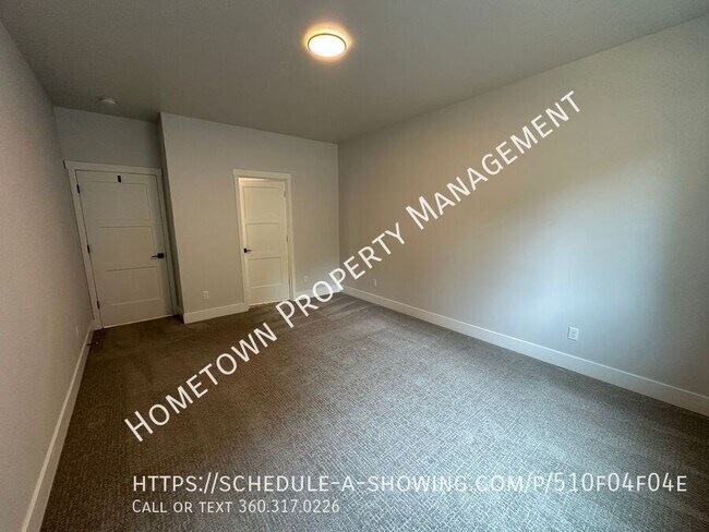 Building Photo - 2629 43rd Ln SE