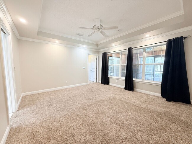 Building Photo - 5511 La Moya Ave
