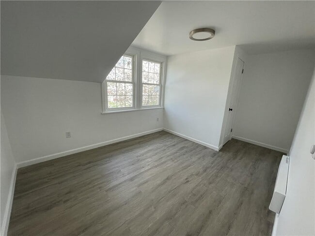 Building Photo - 19 Broadhead St