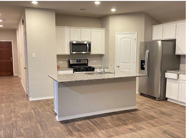 Building Photo - 13872 Rock Island Trl