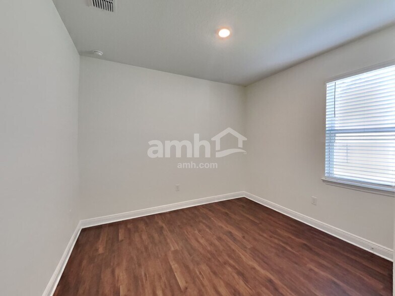 Building Photo - 6231 Emerald Hls Wy