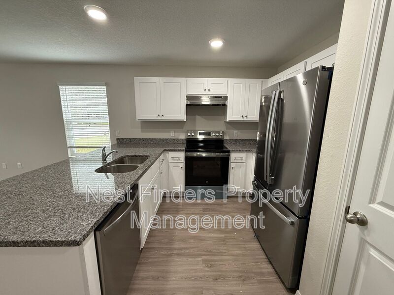 Building Photo - 11454 Oakfield Ct