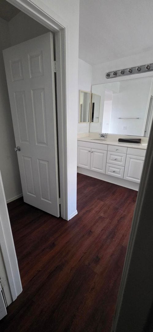 Building Photo - Ready Now! Beautiful Gated Riverside 4bed 2.5bath Home!!