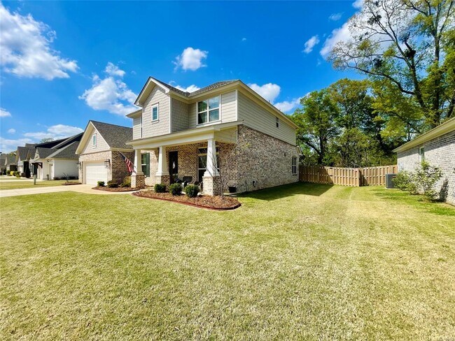 Building Photo - 1691 Pebble Creek Dr