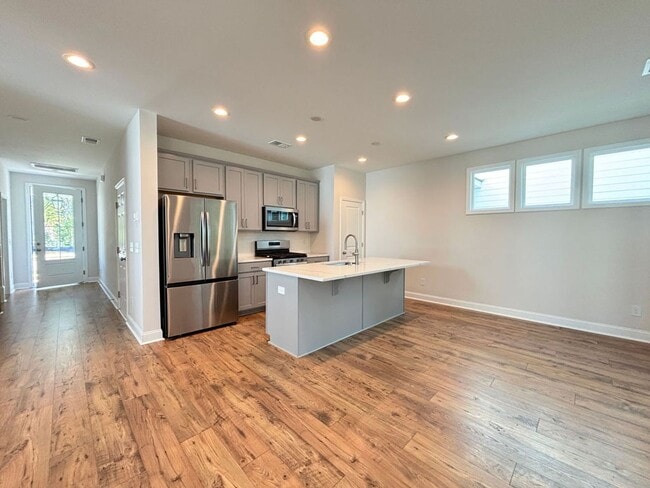 Building Photo - Available now. Beautiful 3 BR/2.5 BA New C...