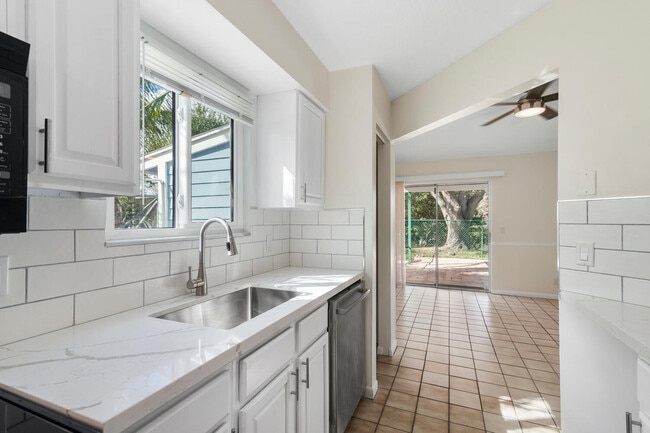 Building Photo - 18321 Jupiter Landings Dr