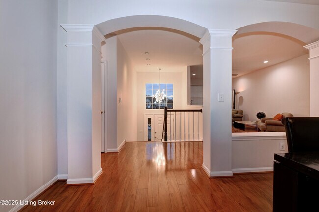 Building Photo - 5028 Ardossan Square