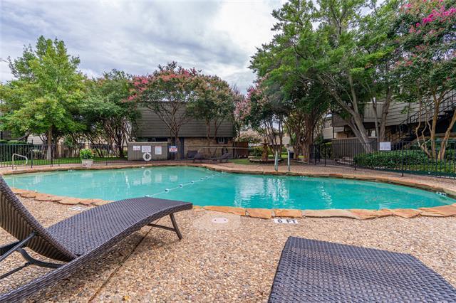 Building Photo - 7707 Meadow Park Dr