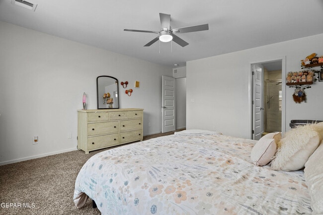 Building Photo - 15220 Apex Ct