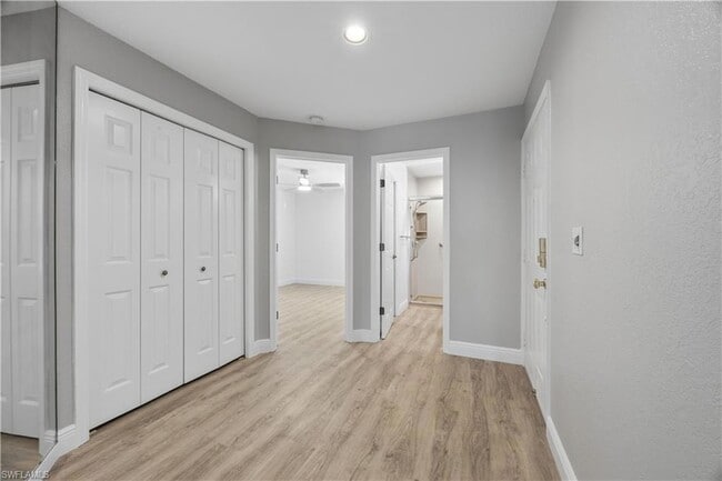 Building Photo - 6654 Tannin Ln