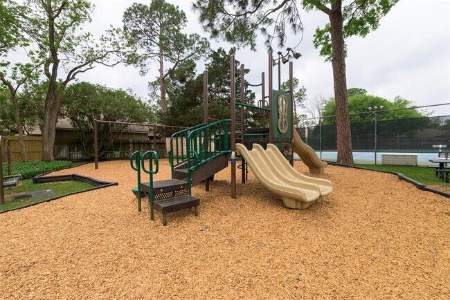 Building Photo - 607 Barkers Cove