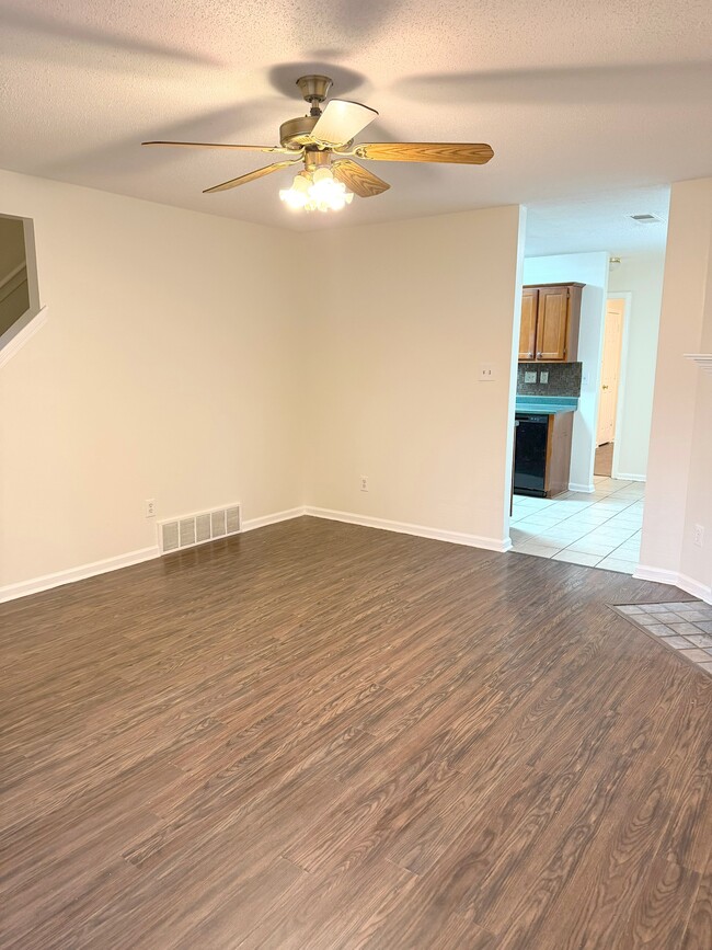 Building Photo - 6797 The Willows Cove