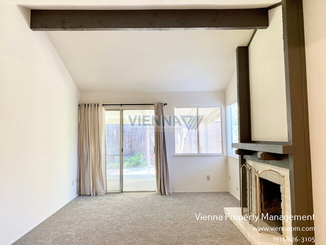 Building Photo - 3309 Huntsman Dr