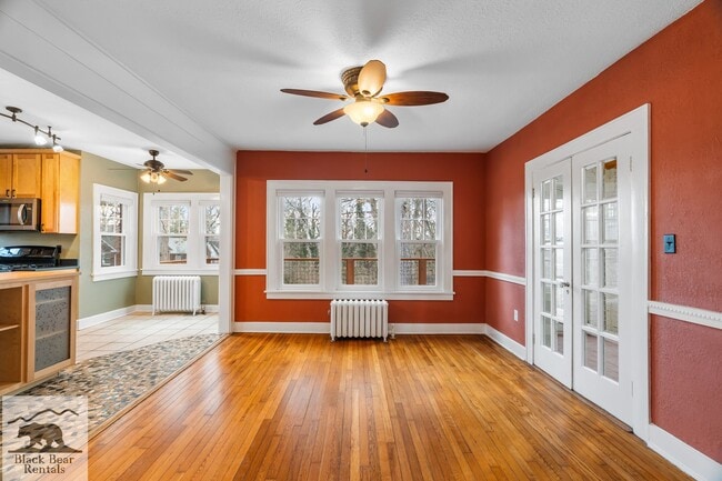 Building Photo - Asheville - Historic Charm Meets Modern Living!