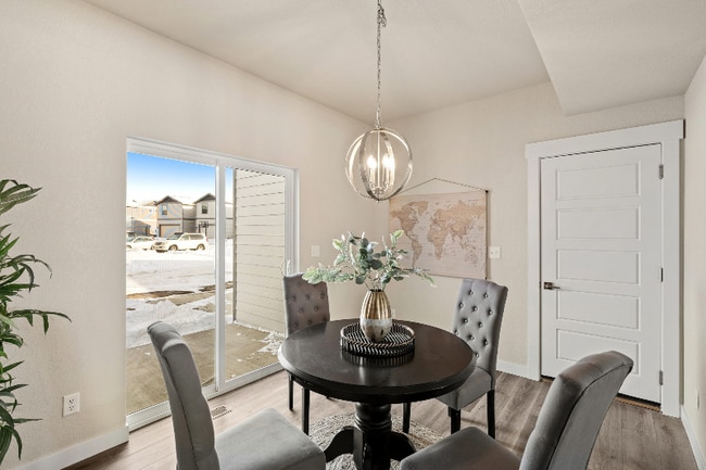 Building Photo - 226 E Chestnut St