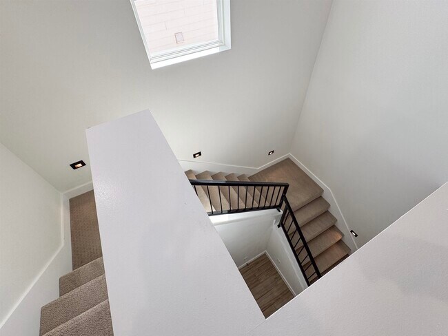 Building Photo - 1222 Sambar Lp
