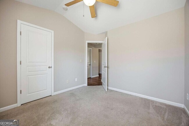 Building Photo - 2605 Runnymede Ct