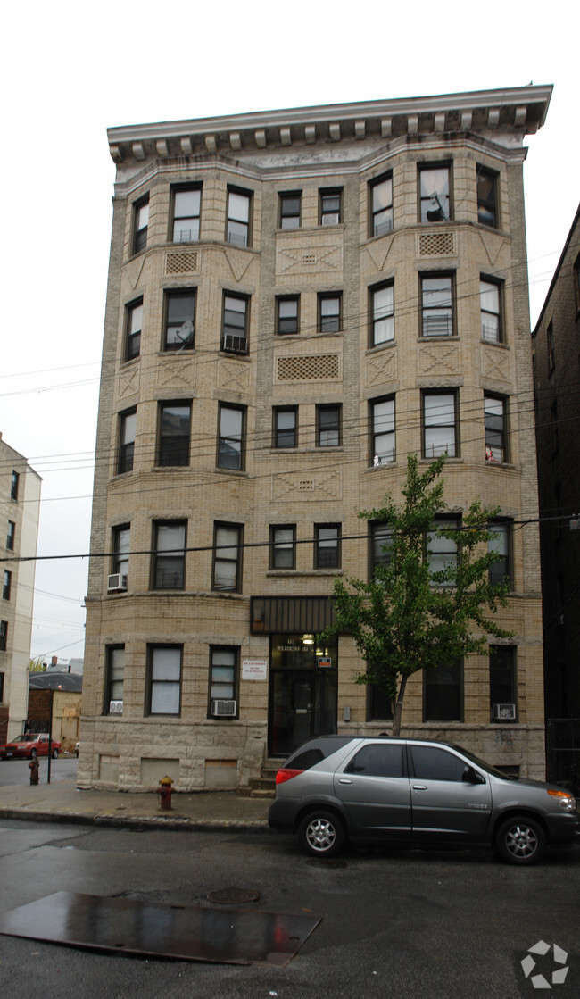 15 Lawrence St - 15 Lawrence St Yonkers NY 10705 | Apartment Finder