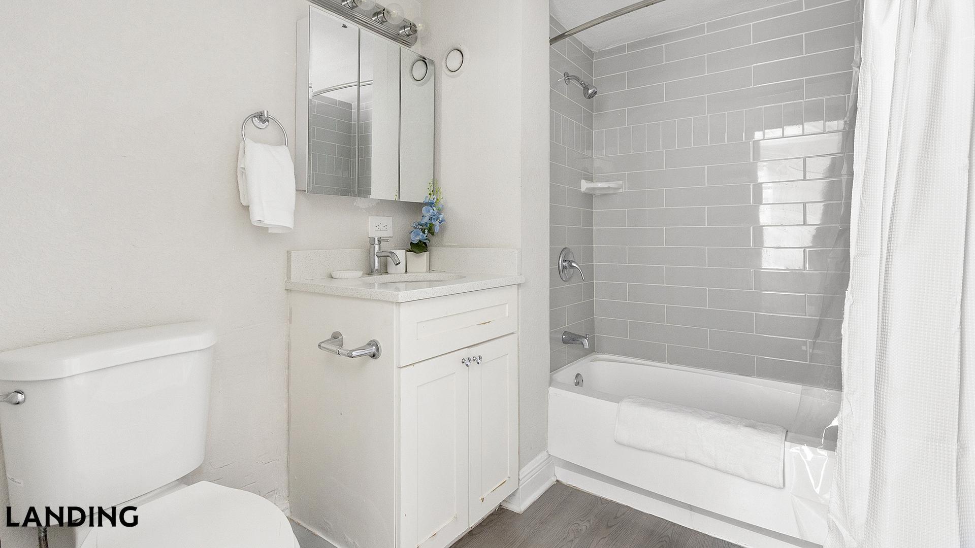 Building Photo - 305 Dr. M.L.K. Jr St S