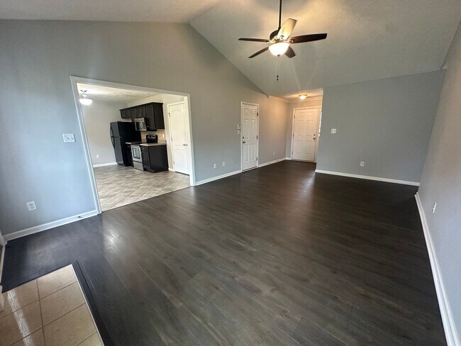 Building Photo - 1305 Snowy Egret Dr
