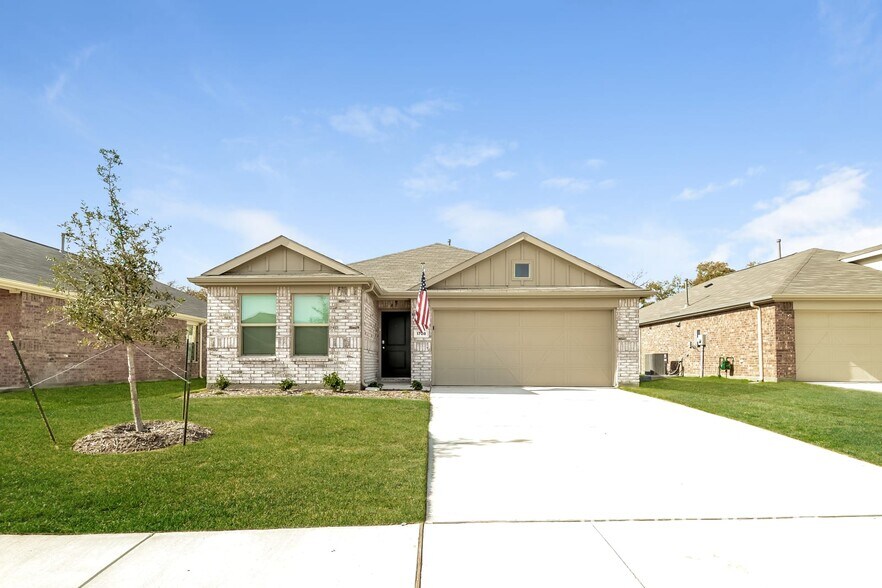 Primary Photo - 1708 Clairborne Ct