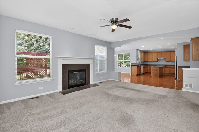 Building Photo - 607 Mansfield Way