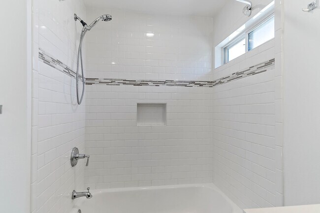 Building Photo - 4364 Toland Way