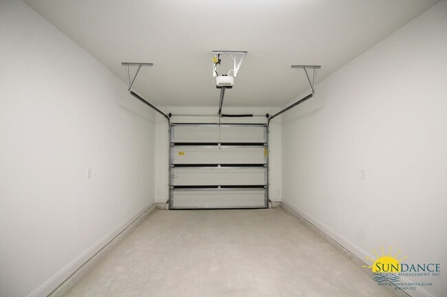 Building Photo - Nice 3 Bedroom Townhome in Fort Walton Beach