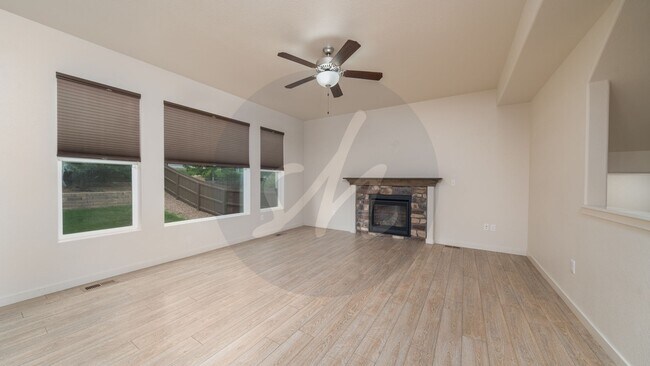 Building Photo - 10825 Fossil Dust Dr
