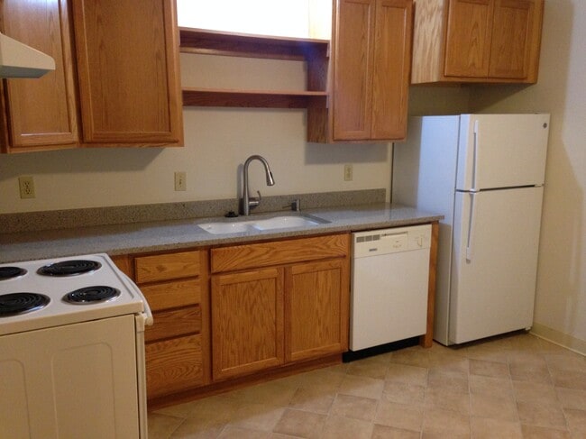 Building Photo - 5731 200th St SW