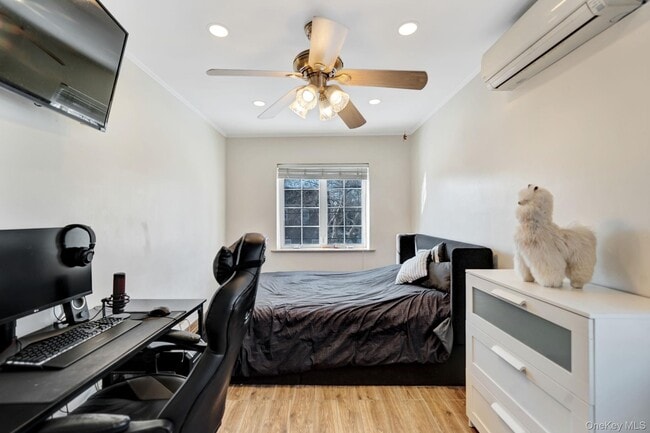 Building Photo - 1701 Burnett St