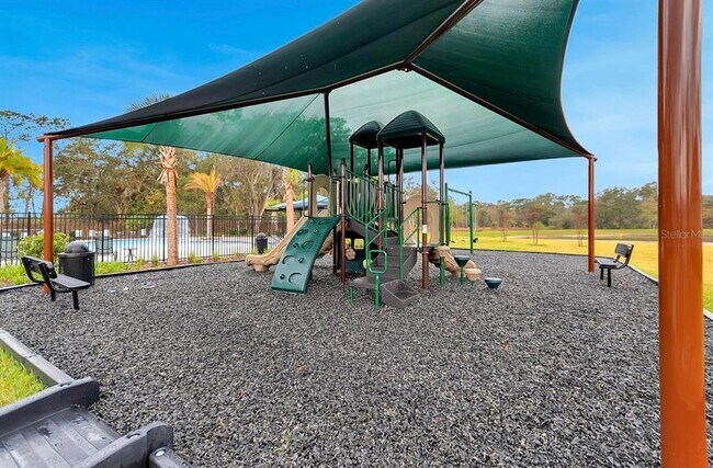 Building Photo - 2369 Penguin Blvd