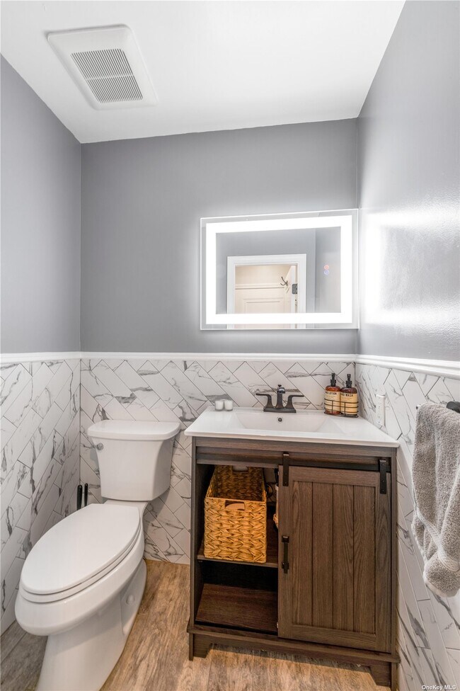 Building Photo - 6 Squirrel Hill